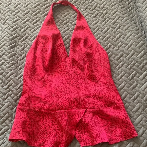 Tops - Picture 1 of 3